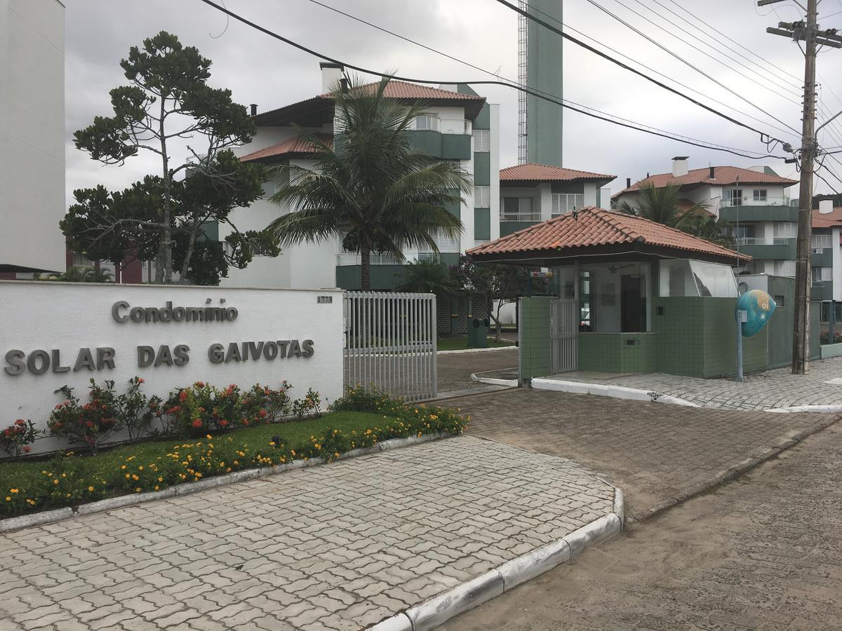 Lindo Apto Na Rua Da Praia Ingleses Florianópolis Extérieur photo